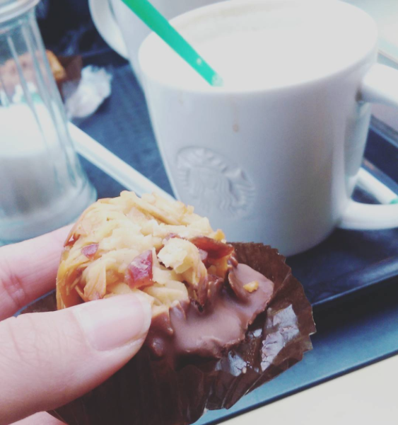 FIRENZINI bei Starbucks (repost _yuminica_)